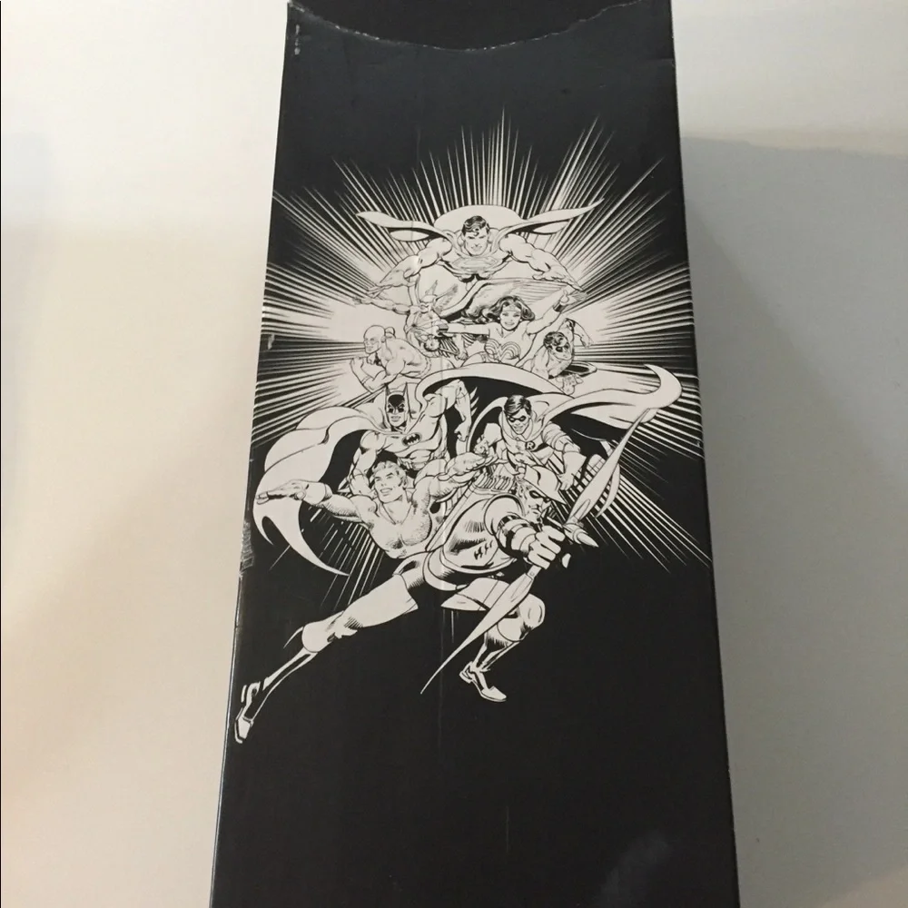 NWTin Box Harley Quinn Converse HighTops M 11, W13 - Picture 9 of 10